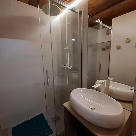 T2 Avec Acces Piste, Parking Et Wifi - Fr-1-514-22 Courchevel