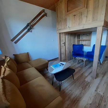 Apartment T2 A 2* Acces Pistes, Parking, Vue Vallee, 4 Pers. - Fr-1-514-22 Courchevel